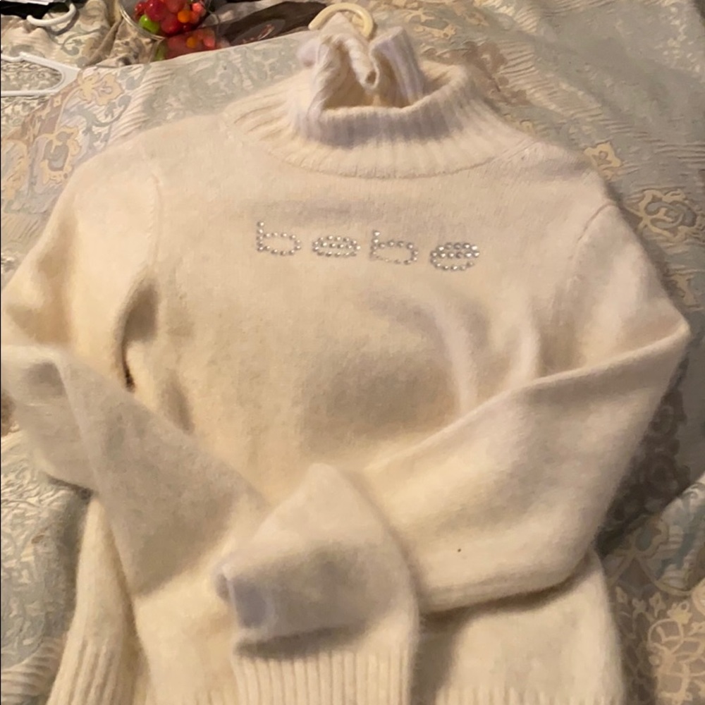 Bebe sweater